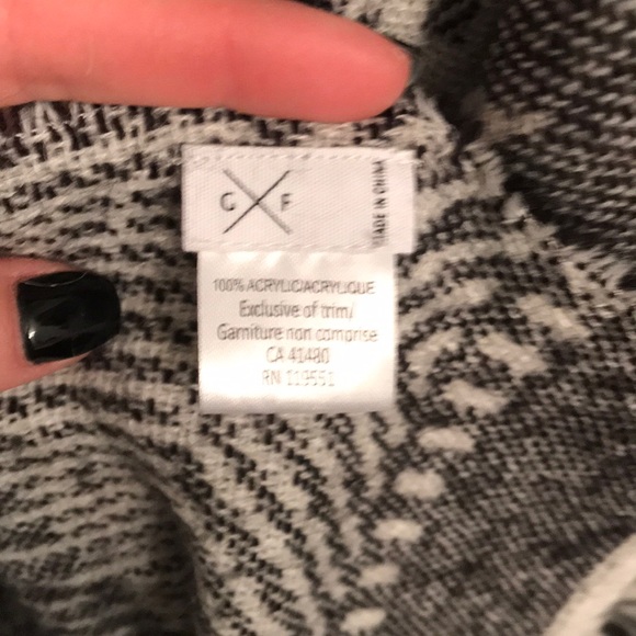 Reversible Tribal Print Poncho - Picture 3 of 5